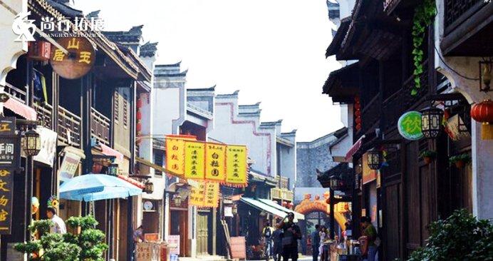 中方派出高规格代表团抵达达沃斯,美方代表团担心存在感被减少